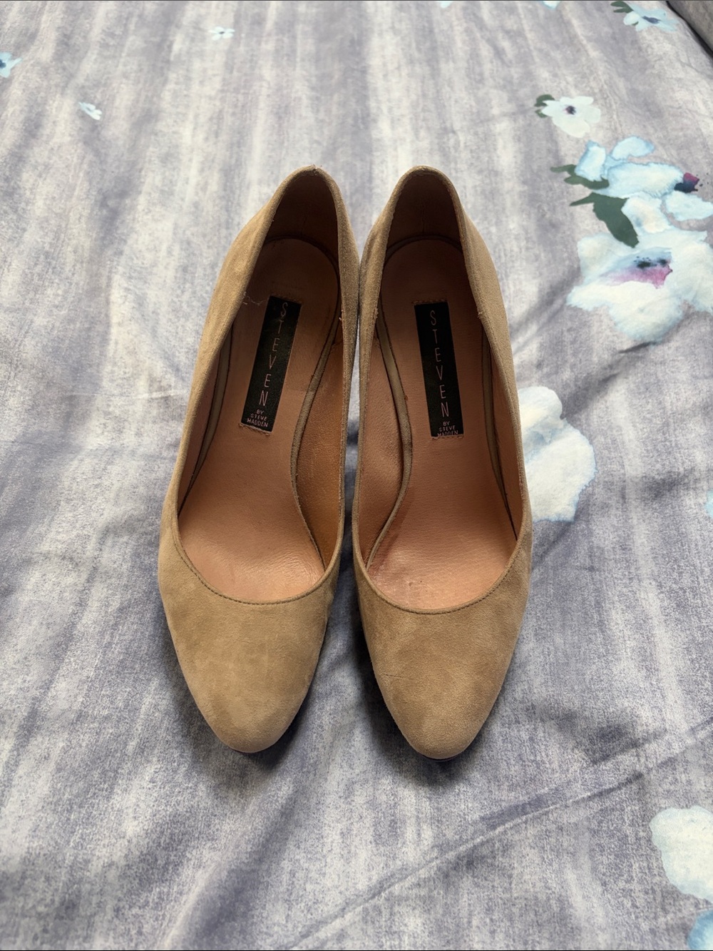 Seven7 Tan Suede Pointed-Toe Pumps